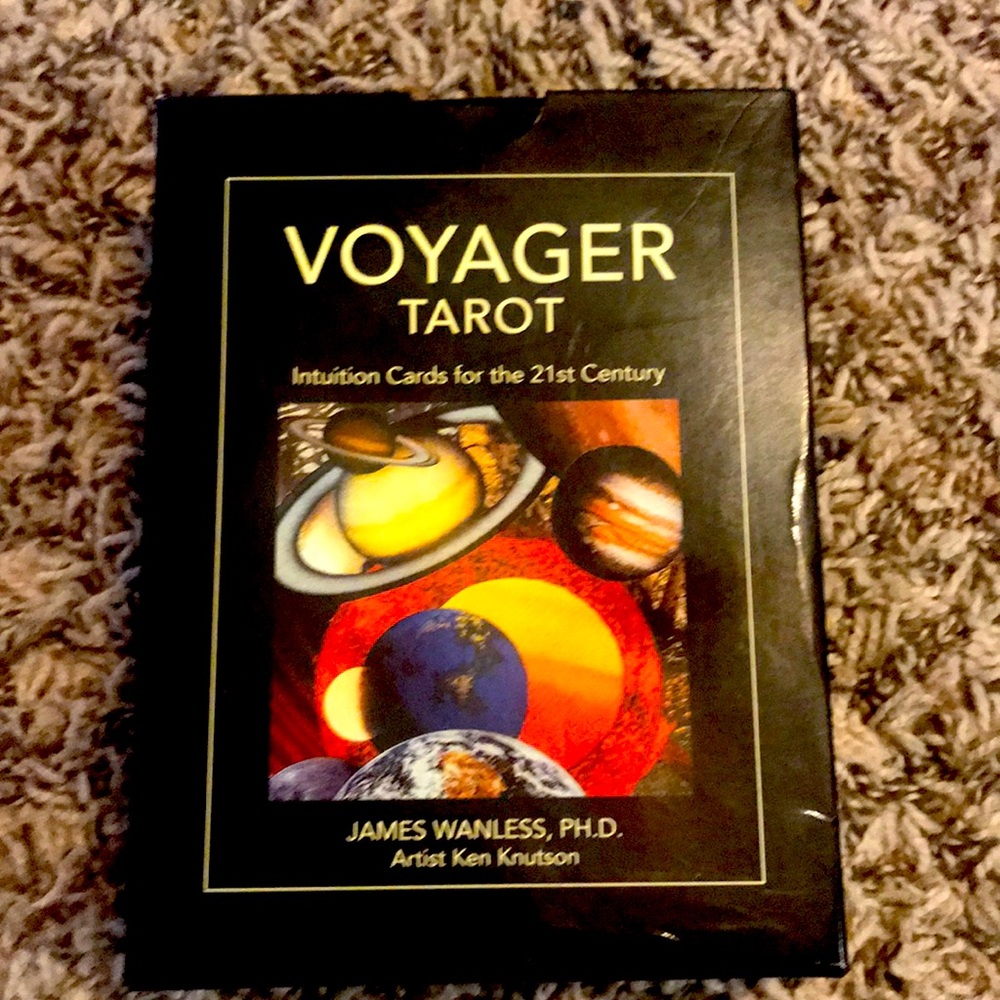 Voyager tarot deck